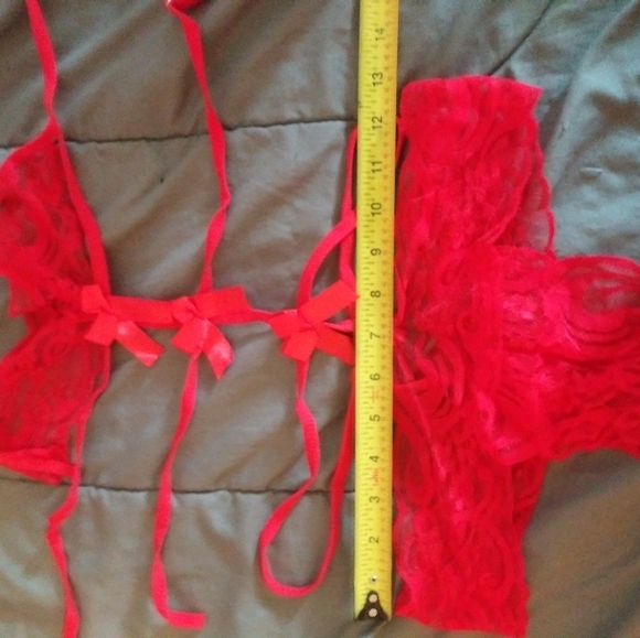 Sexy red lace teddy with bows - Picture 4 of 5